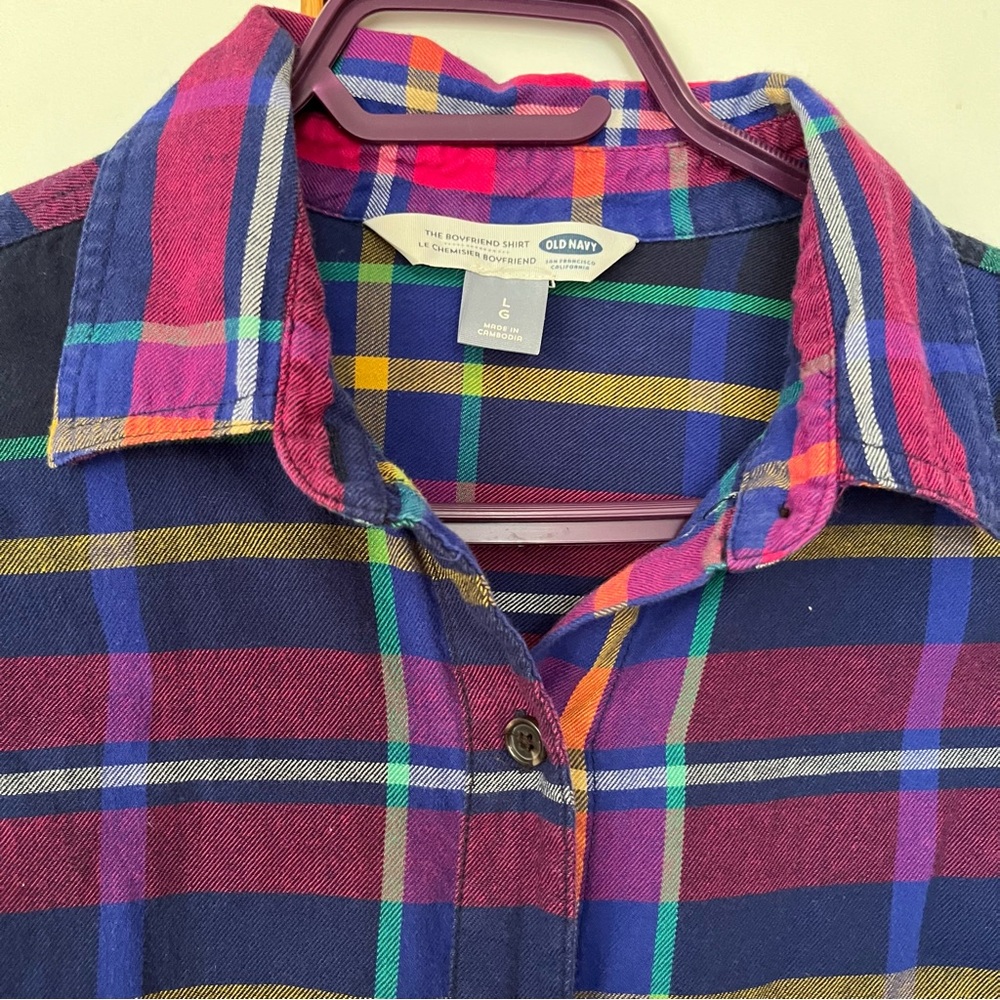 Old Navy Boyfriend Style Flannel Bundle - Picture 10 of 12